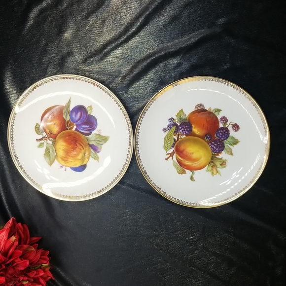 Debra Filigree Fruit Dessert Plates - Picture 2 of 12